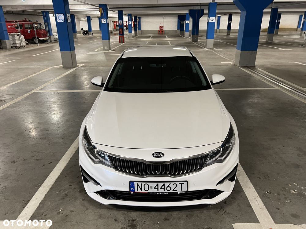 Kia Optima - 1