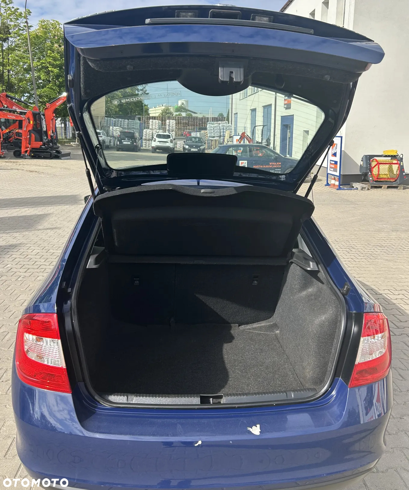 Skoda RAPID 1.2 TSI Ambition - 9