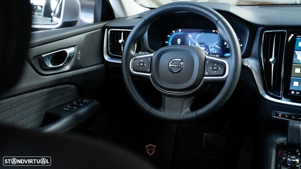 Volvo V60 2.0 T6 AWD TE Core - 27