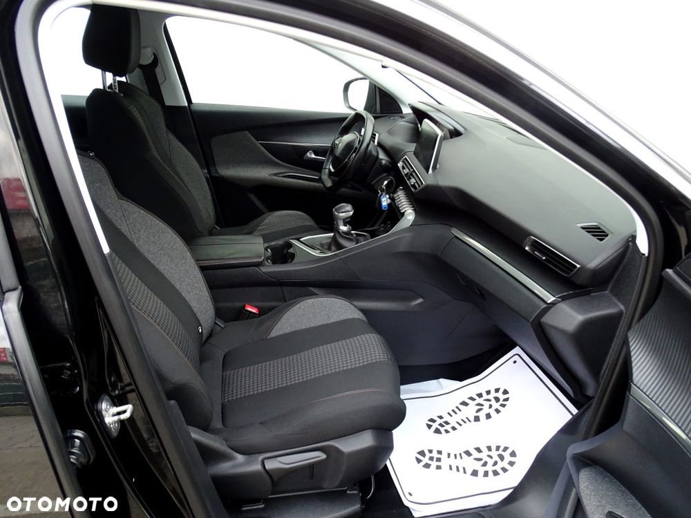 Peugeot 3008 1.6 BlueHDi Active S&S - 11