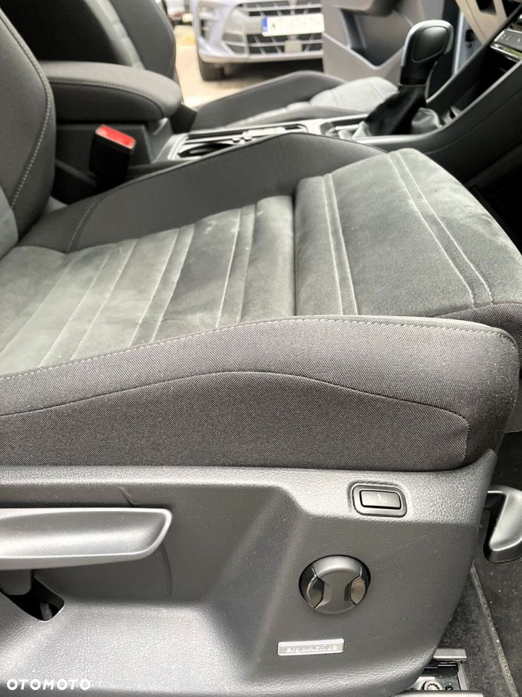 Volkswagen Touran 1.5 TSI EVO Highline DSG - 38