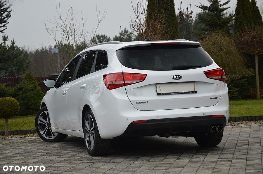 Kia Ceed 1.6 CRDi 136 DCT ISG GT Line - 9