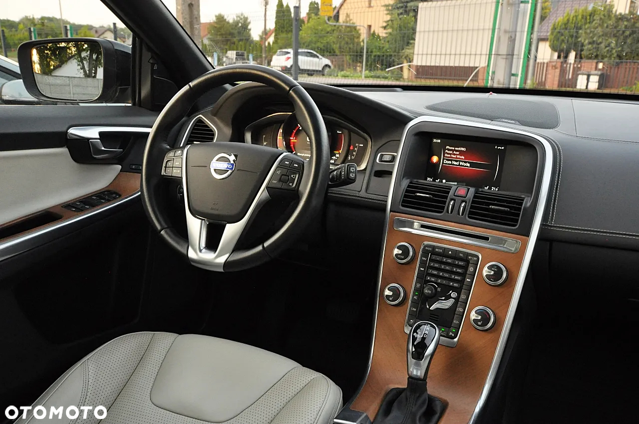 Volvo XC 60 D4 Inscription - 27