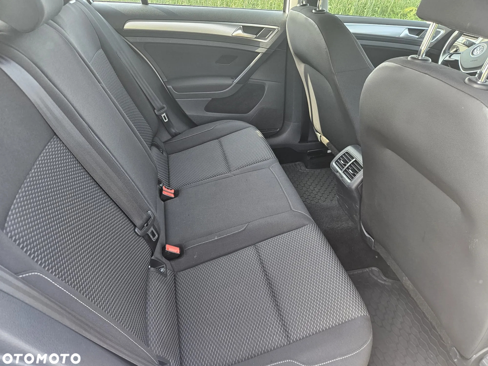 Volkswagen Golf VII 1.6 TDI BMT Trendline - 8