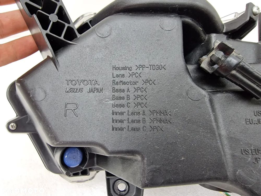 LEXUS NX 14- LED DRL LAMPA PRAWA PRZEDNIA PRZÓD , NR KOITO 78-11 , NR AUKCJI LL36 - 11