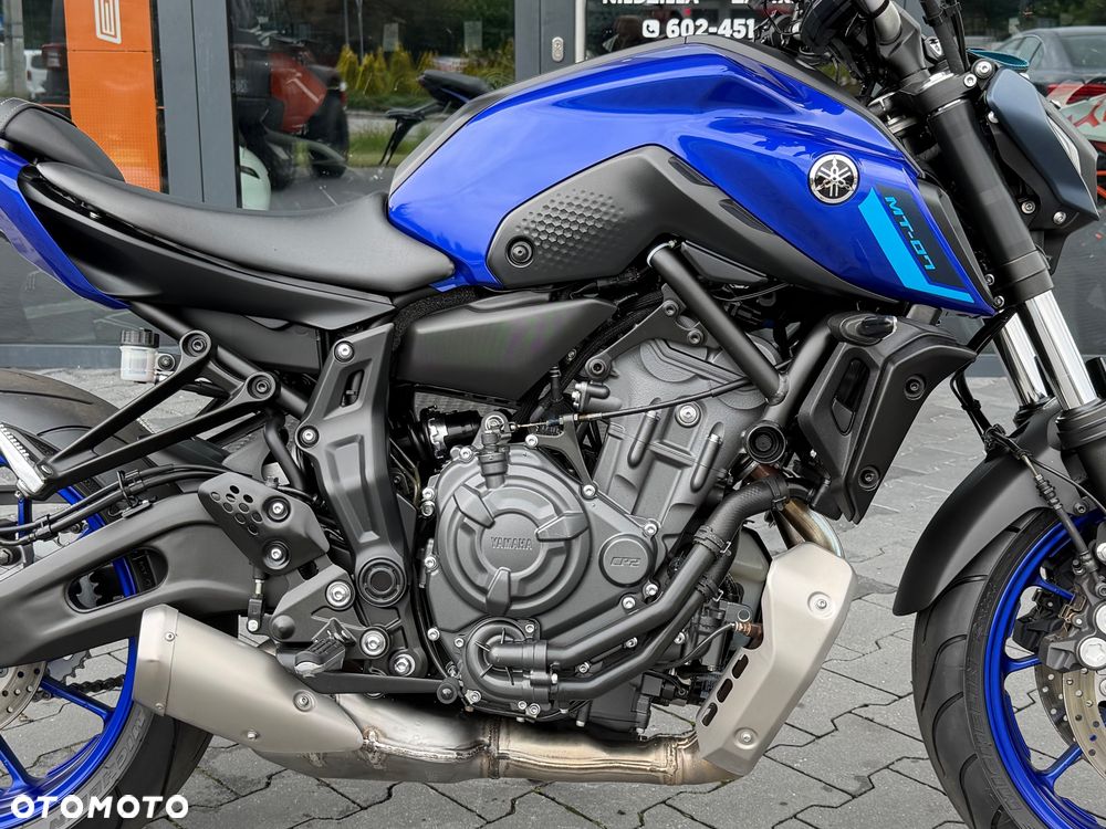 Yamaha MT - 7