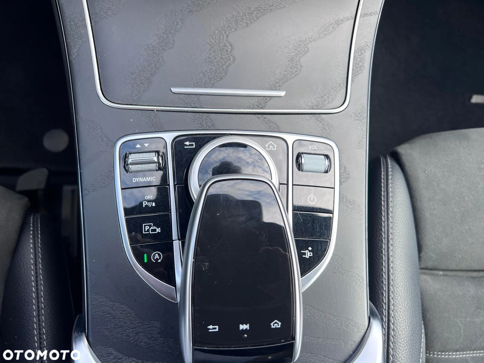 Mercedes-Benz Klasa C 300 Coupe 4Matic 9G-TRONIC AMG Line - 20