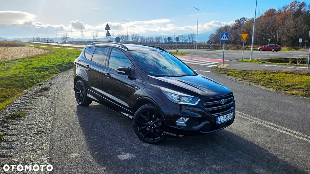 Ford Kuga 1.5 EcoBoost 2x4 ST-Line - 6
