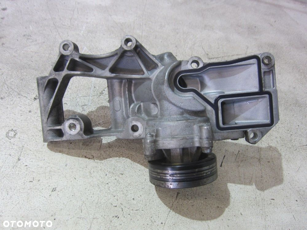 BMW X1 F48 B46 F45 F39 F54 POMPA WODY CIECZY 8623576 11518623576 8601366 - 8