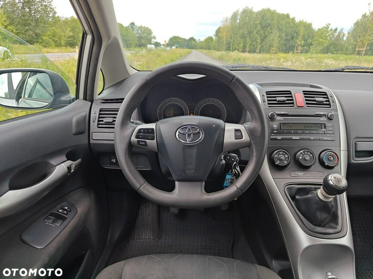 Toyota Auris - 11
