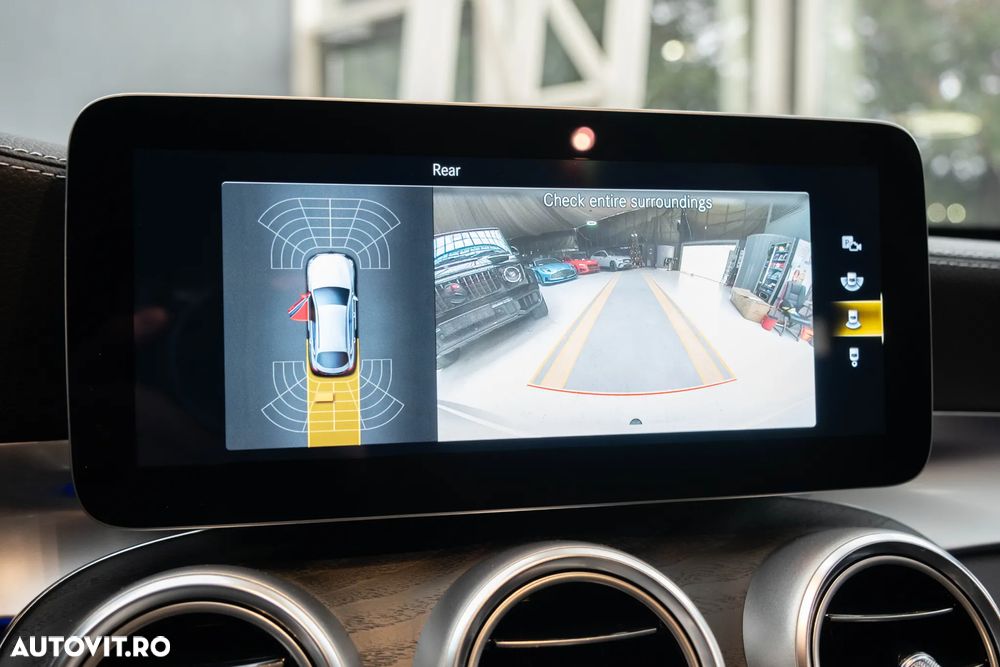 Mercedes-Benz GLC Coupe 300 4MATIC MHEV - 15