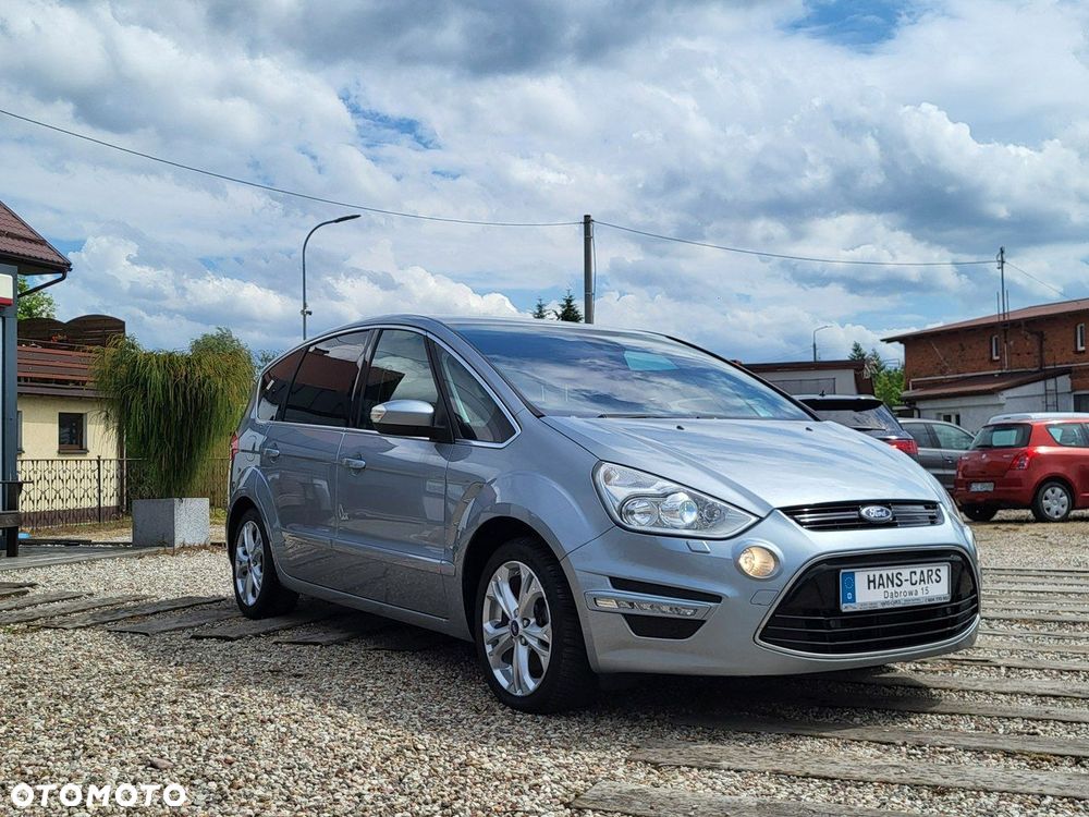 Ford S-Max - 13