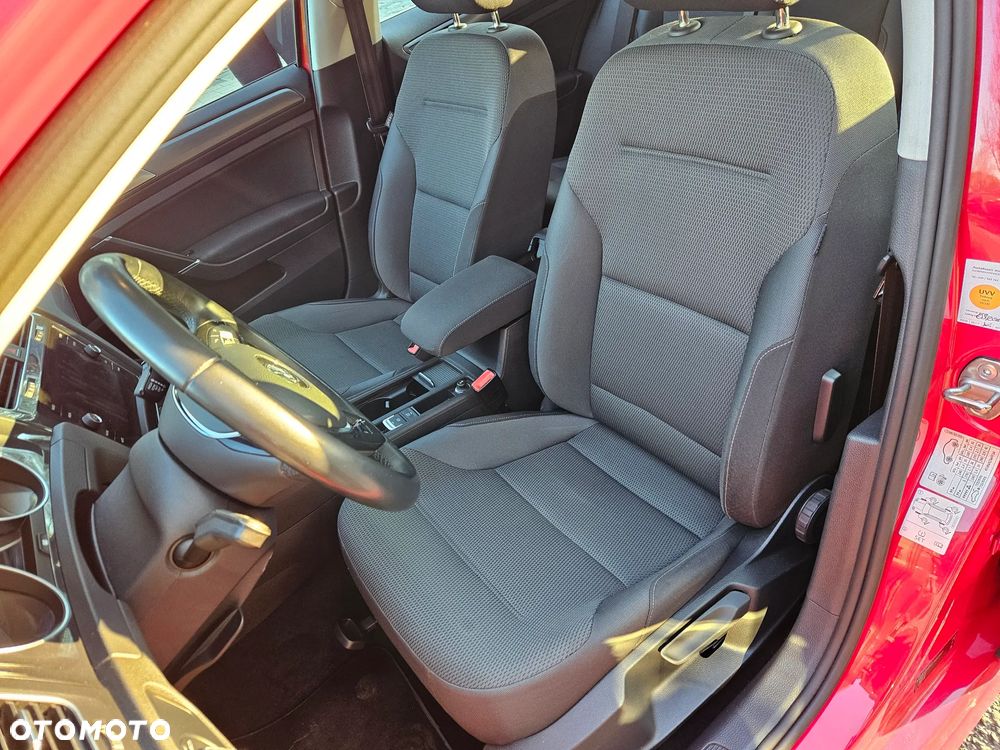 Volkswagen Golf 1.6 TDI SCR Trendline - 18