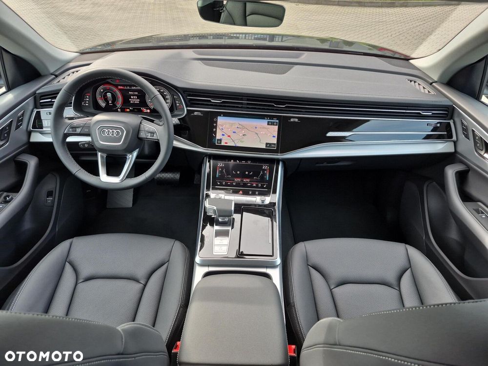Audi Q8 - 21