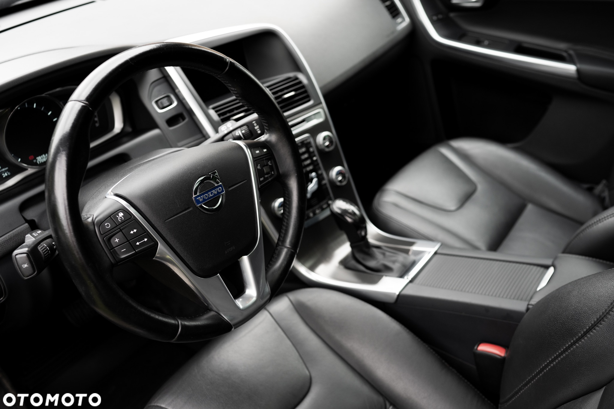 Volvo XC 60 T5 AWD Summum - 14