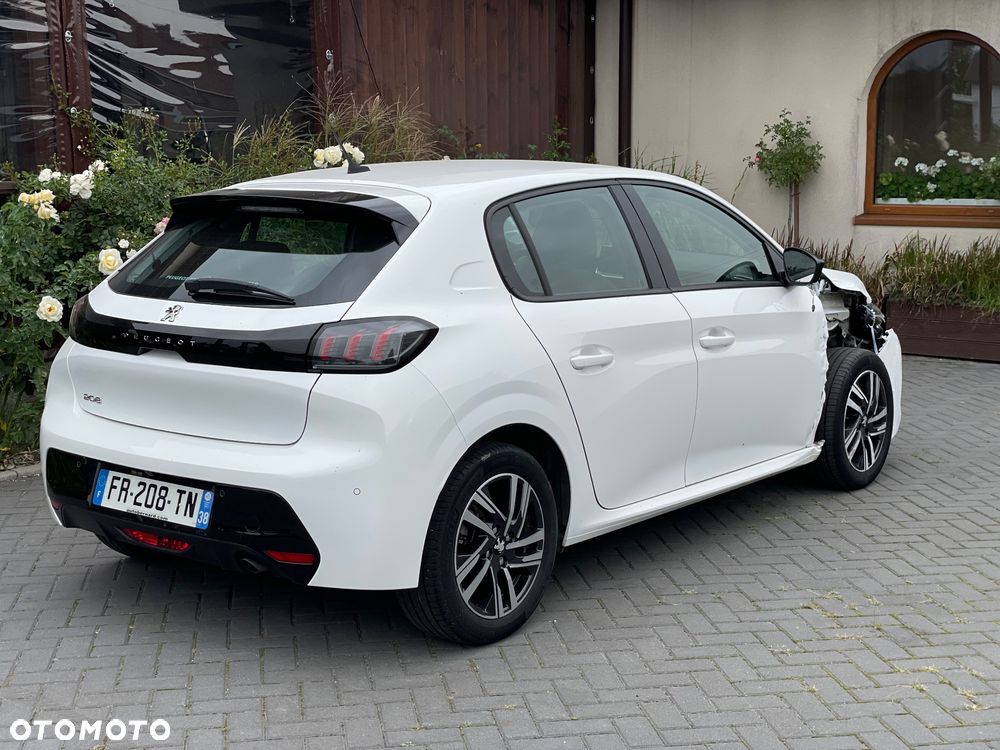 Peugeot 208 PureTech 100 Allure - 6