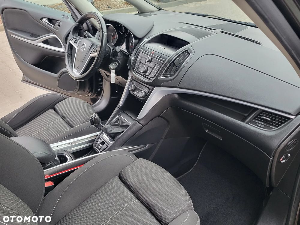 Opel Zafira Tourer 1.4 Turbo Active - 24