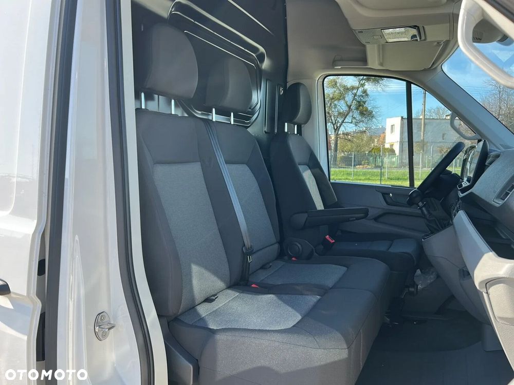 Volkswagen Crafter 35 Furgon L4H3, 2.0BiTDI 177KM, 4490mm, Wysoki dach - 13