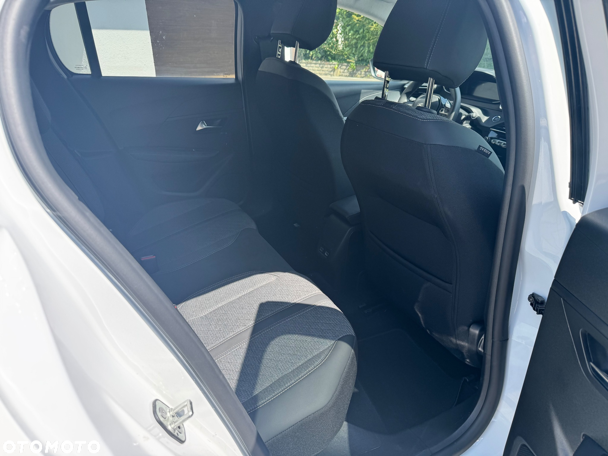Peugeot 208 PureTech 100 Active Pack - 11