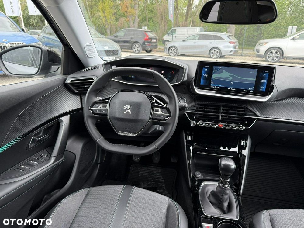 Peugeot 2008 1.2 PureTech Allure Pack S&S - 27