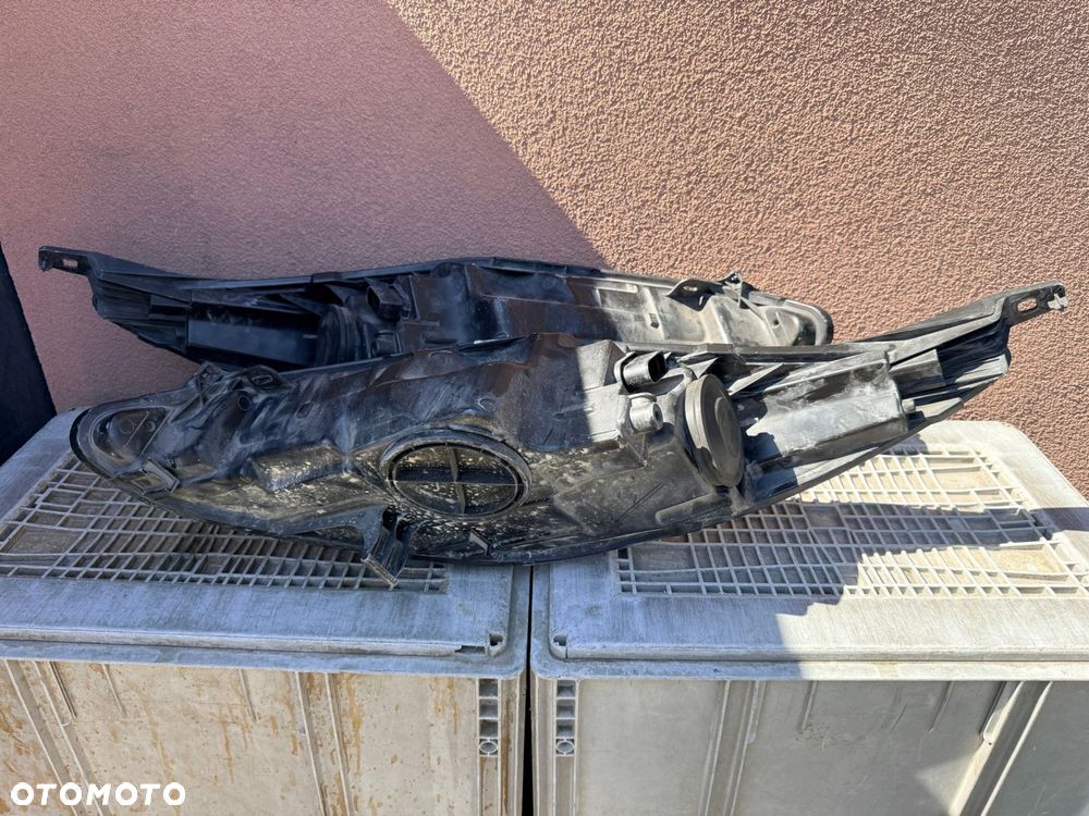 Lampa przednia FORD FIESTA MK7 SOCZEWKI KOMPLET EUROPA ORYGINALNE HELLA - 5