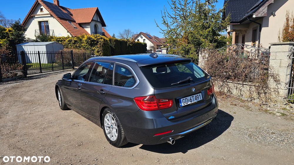 BMW Seria 3 320d Efficient Dynamics Edition Luxury Line - 4