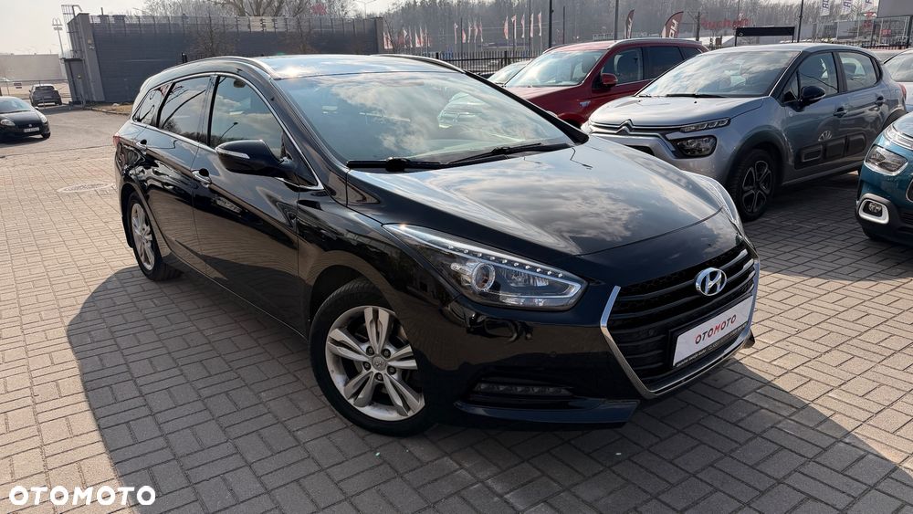Hyundai i40 Kombi blue 1.7 CRDi DCT Premium - 16