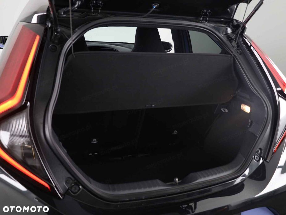 Toyota Aygo X - 11