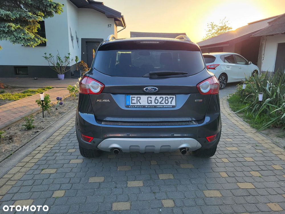 Ford Kuga 2.0 TDCi FWD Titanium - 24