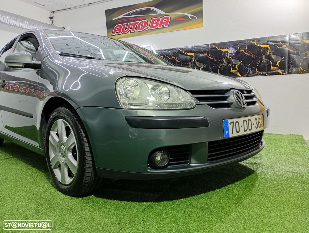 VW Golf 1.9 TDi 6V Confortline - 12