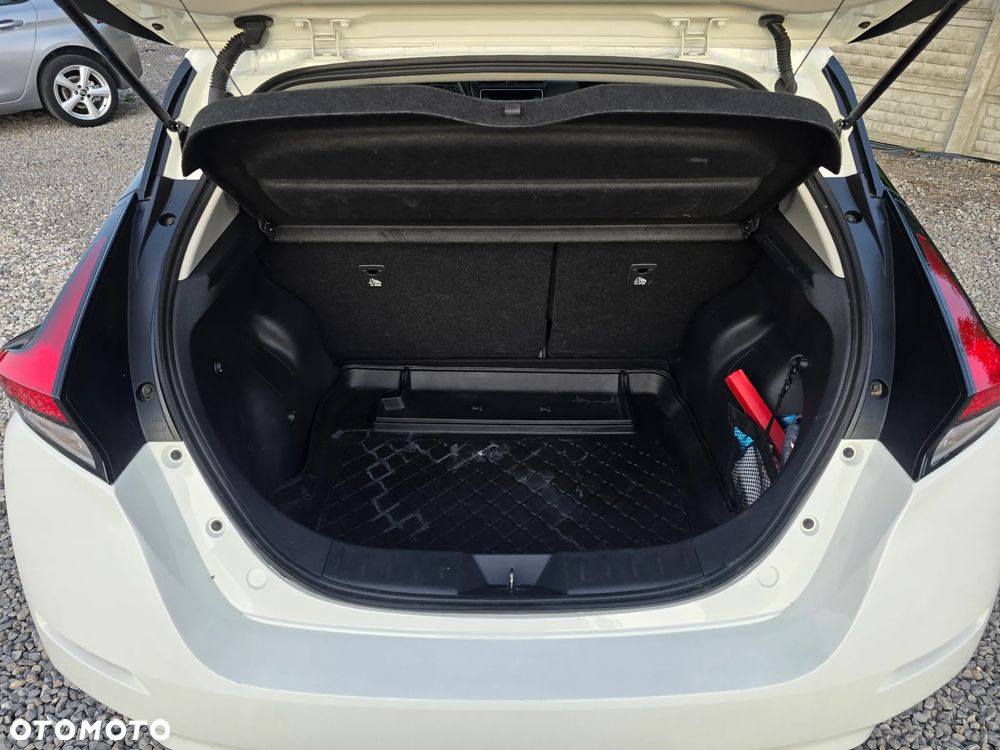 Nissan Leaf - 28