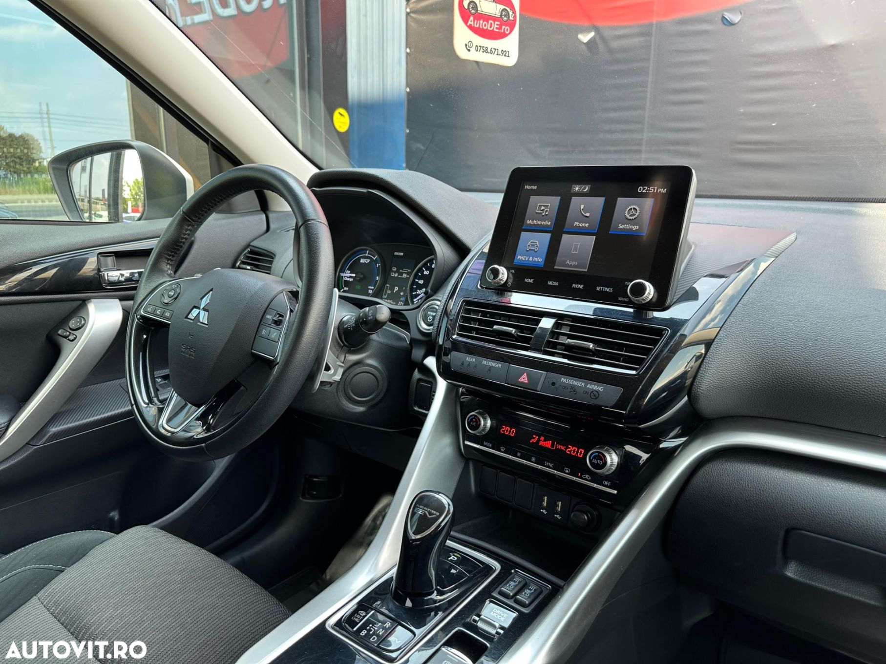 Mitsubishi Eclipse-Cross - 9
