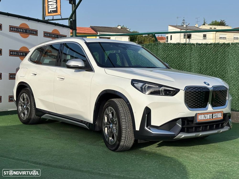 BMW iX1 xDrive30 xLine - 23