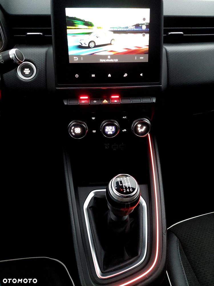 Renault Clio BLUE dCi 115 BUSINESS EDITION - 26