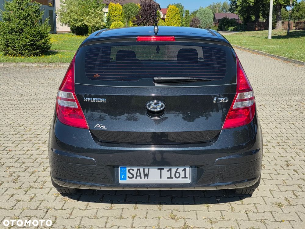 Hyundai i30 1.4 Base - 6