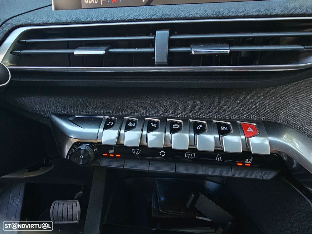 Peugeot 3008 1.6 BlueHDi GT Line EAT6 - 27