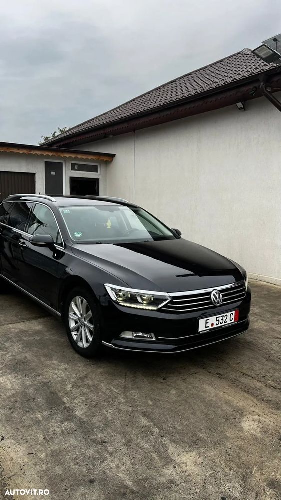 Volkswagen Passat Variant 2.0 TDI SCR Highline - 2