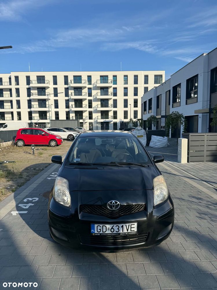 Toyota Yaris 1.0 Active - 3