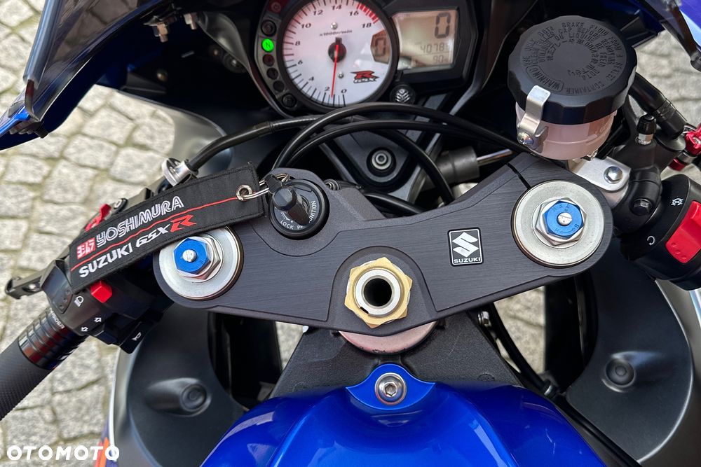 Suzuki GSX-R - 23