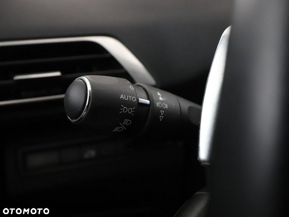 Peugeot 3008 PureTech 130 Stop & Start GPF EAT8 Allure - 37