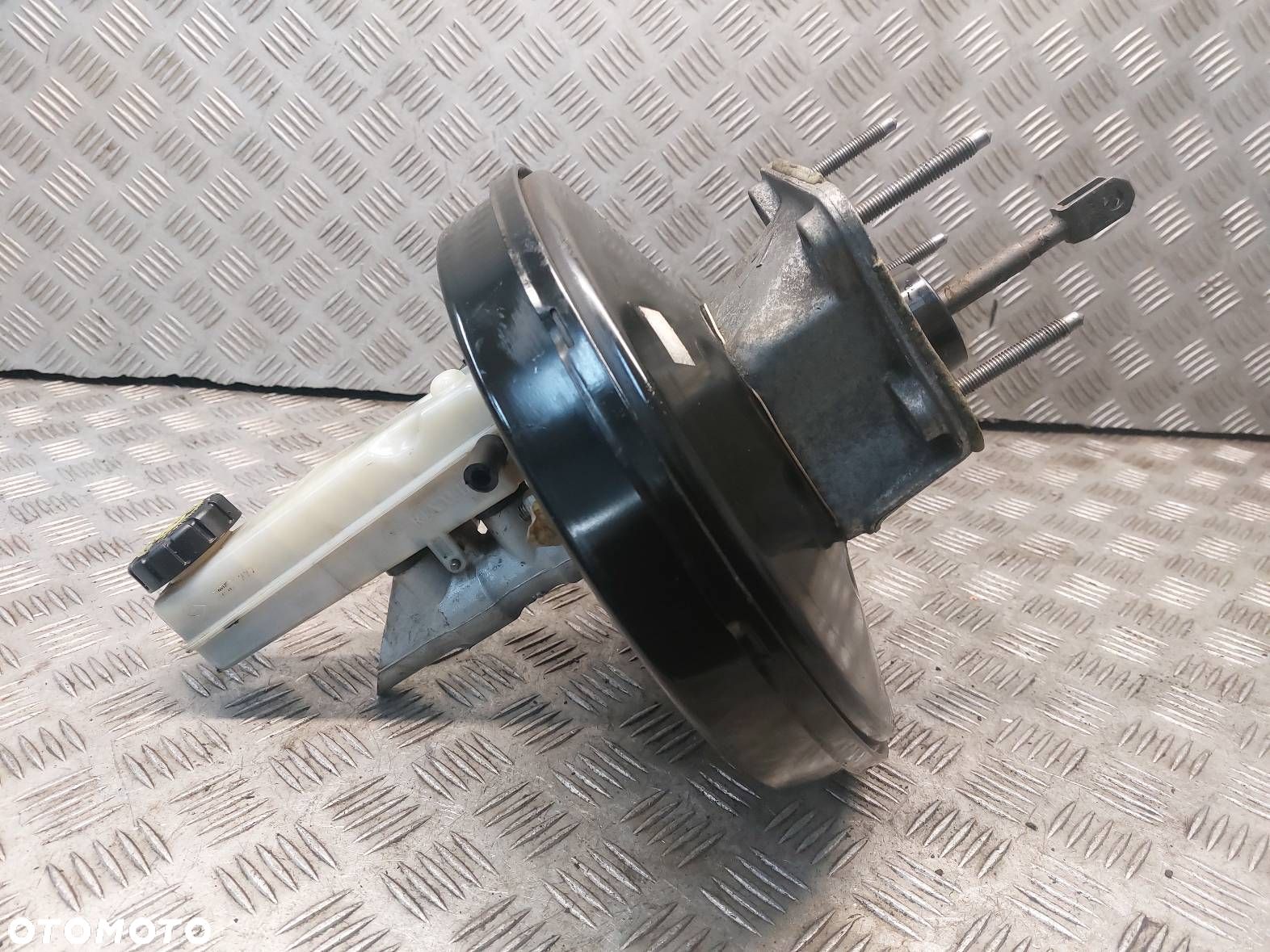 SERWO + POMPA HAMULCOWA RENAULT MEGANE III 1.5 DCI 472100005R - 1