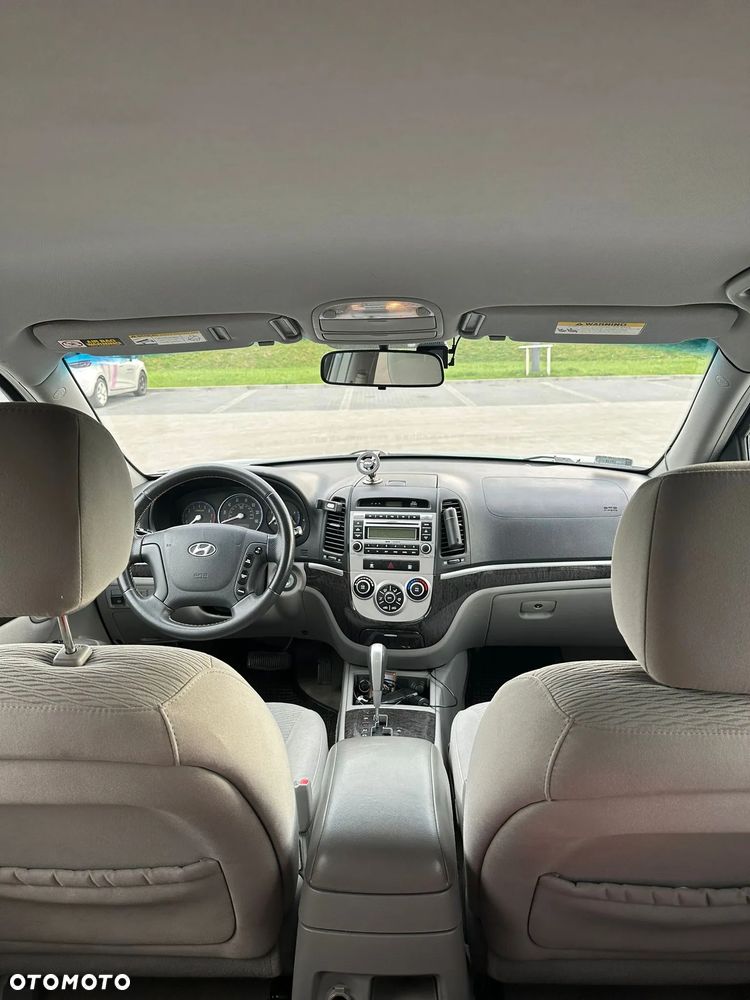 Hyundai Santa Fe - 10