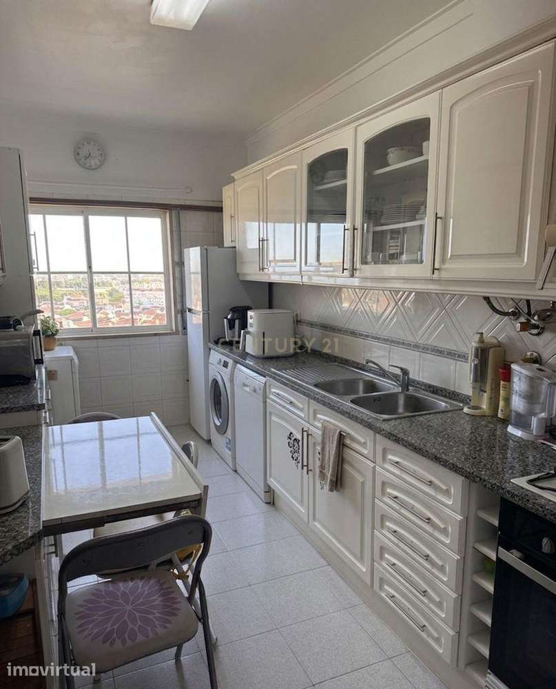 T3+1 Duplex com Terraço Vista Mar, Garagem para 4 Carros e Arrecadação - Grande imagem: 4/60