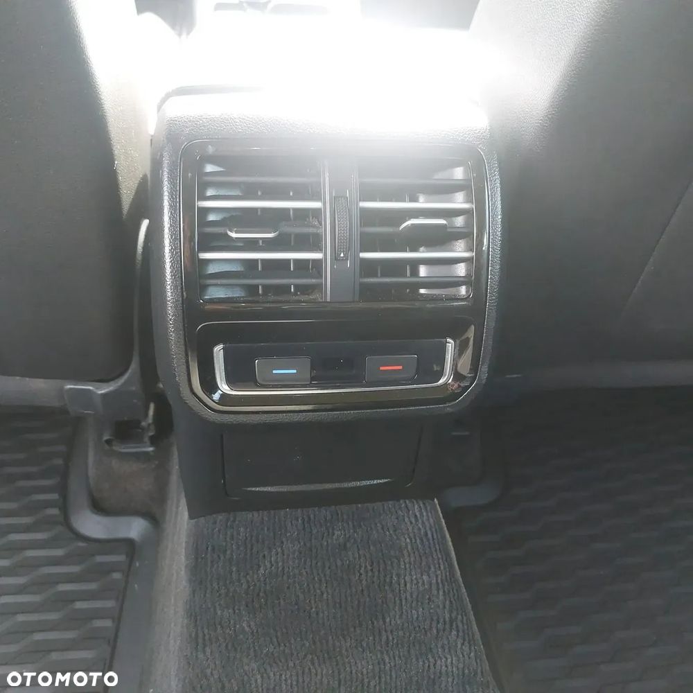 Volkswagen Passat Alltrack 2.0 TDI SCR 4Mot - 10