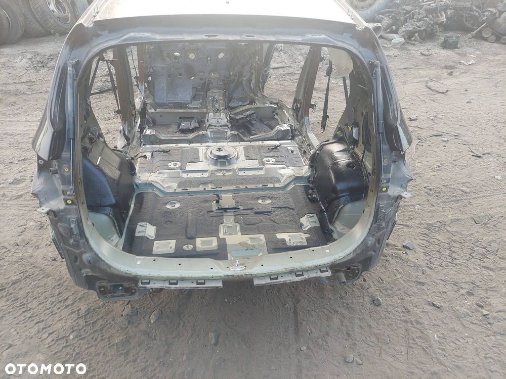 ĆWIARTKA BŁOTNIK LEWY TYŁ + PRAWY TYŁ + WANNA CARENS IV LIFT K7N - 3