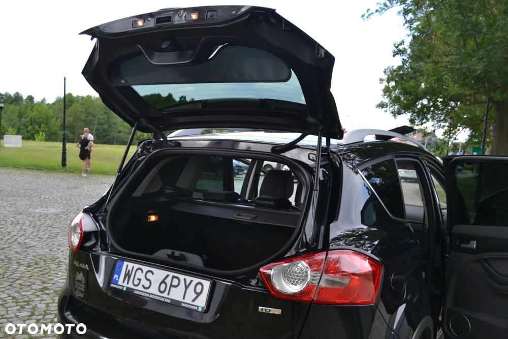 Ford Kuga 2.0 TDCi 2x4 Titanium - 30