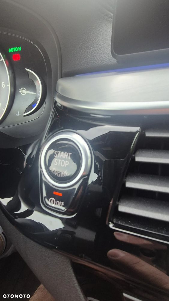 BMW 6GT 630i - 12