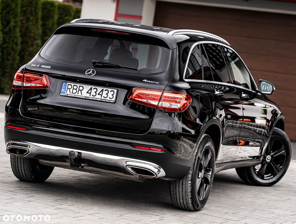 Mercedes-Benz GLC - 4