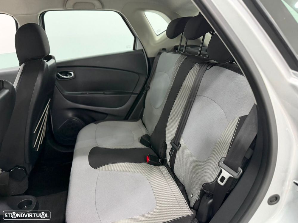 Renault Captur 1.5 dCi Exclusive - 6
