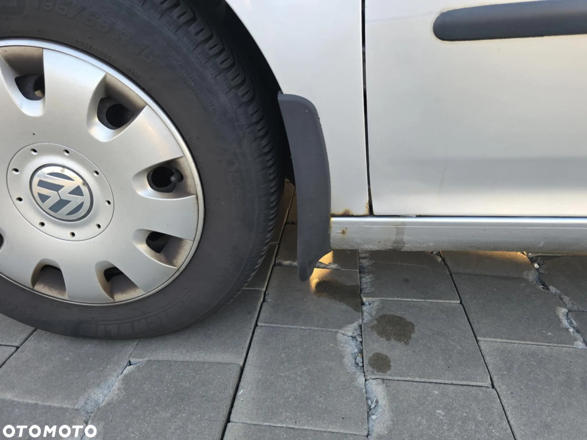 Volkswagen Golf V 1.9 TDI Trendline - 9